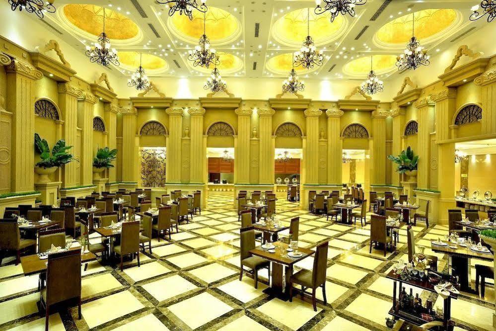 Picturesque Hotel Уси Екстериор снимка